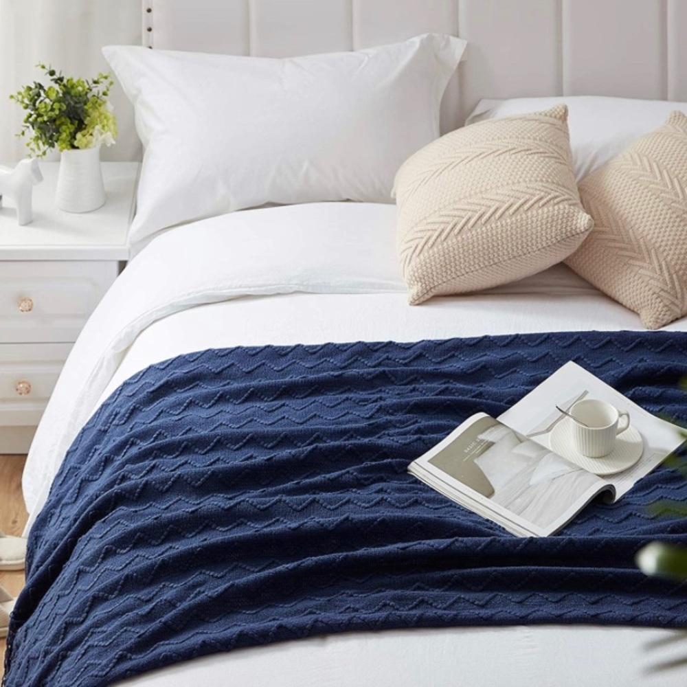 Luxury Home | Navy Textured Knit Fringe Bkanket